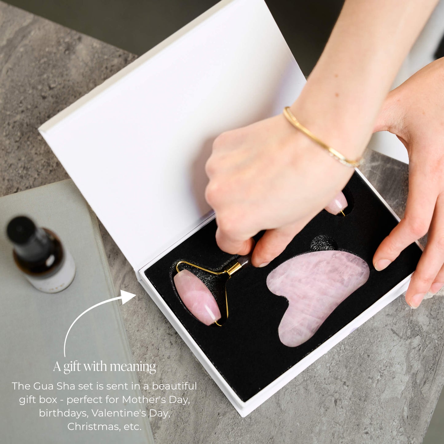 Set Gua Sha con rodillo facial